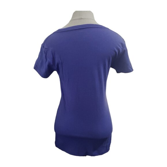 CT1734 Animal Planet T-shirt "Same Planet Different World" M - Picture 2 of 2